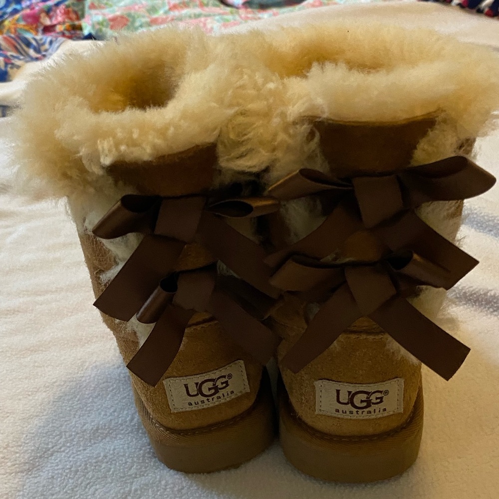 Toddler size 12 Uggs